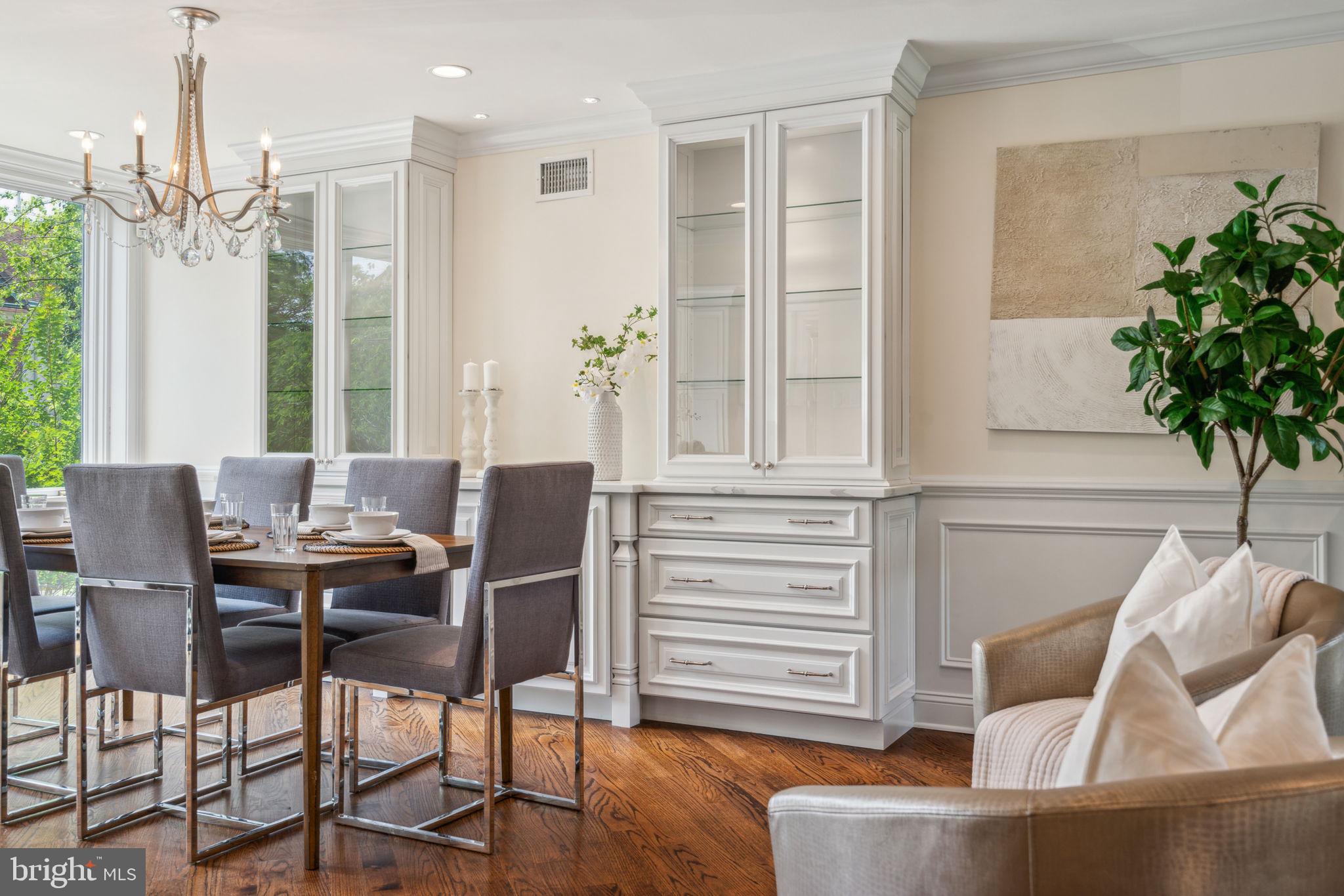 SOCIETY HILL - Residential