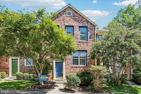 Townhouse For Sale - 2303 Newton Drive<br/> ROCKVILLE, MD 20850