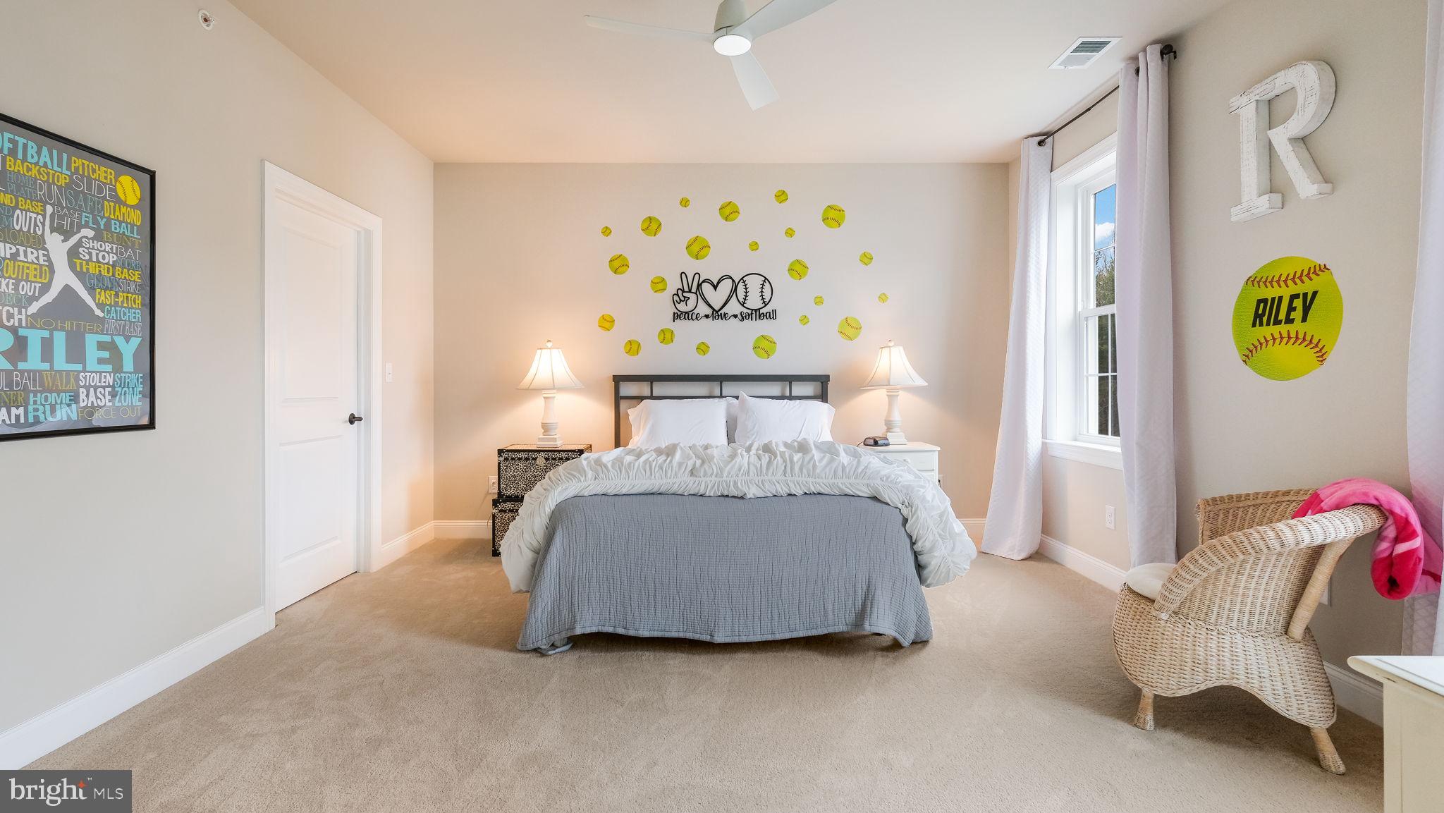 SQUIRES RIDGE - Residential