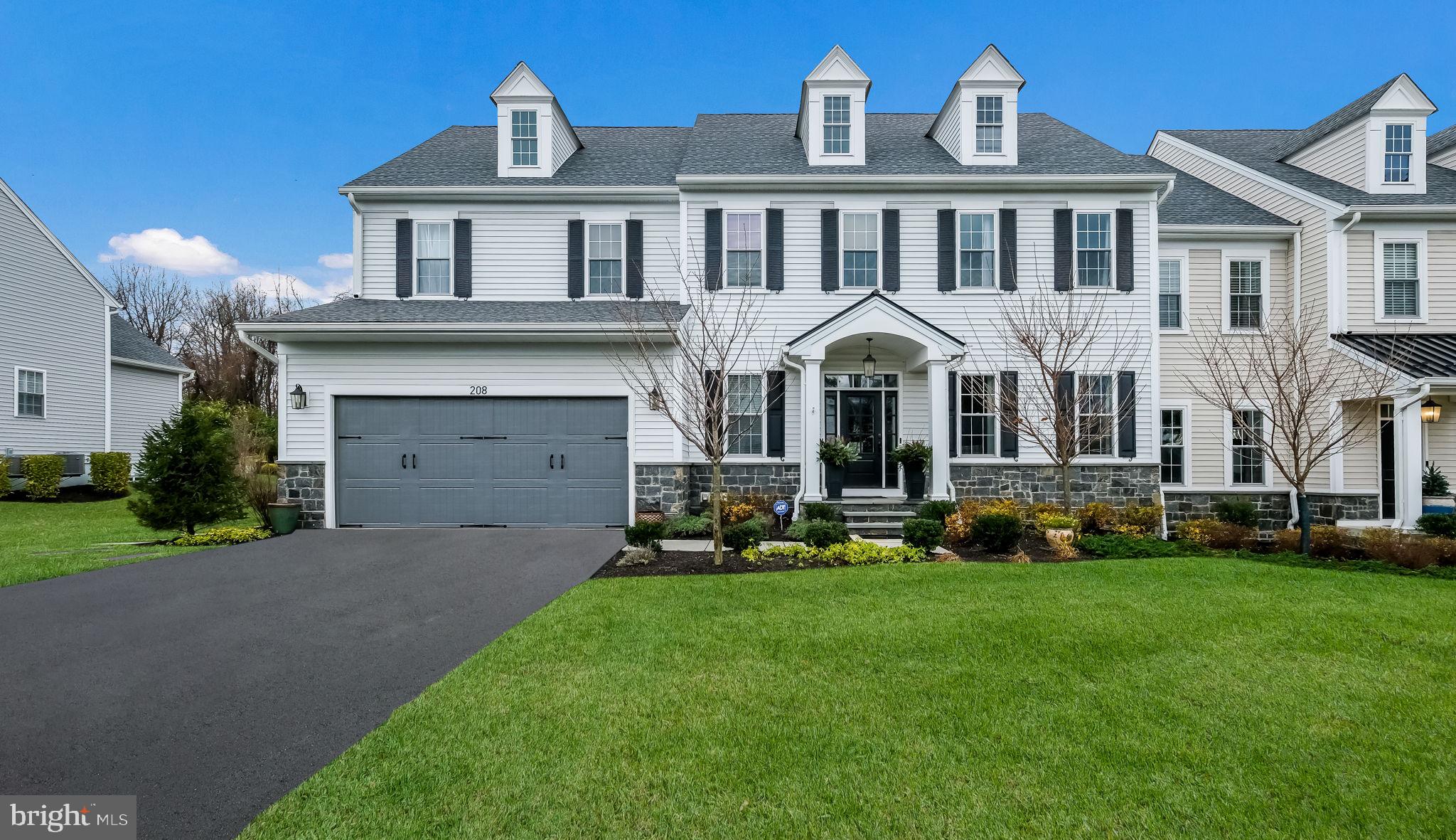 SQUIRES RIDGE - Residential