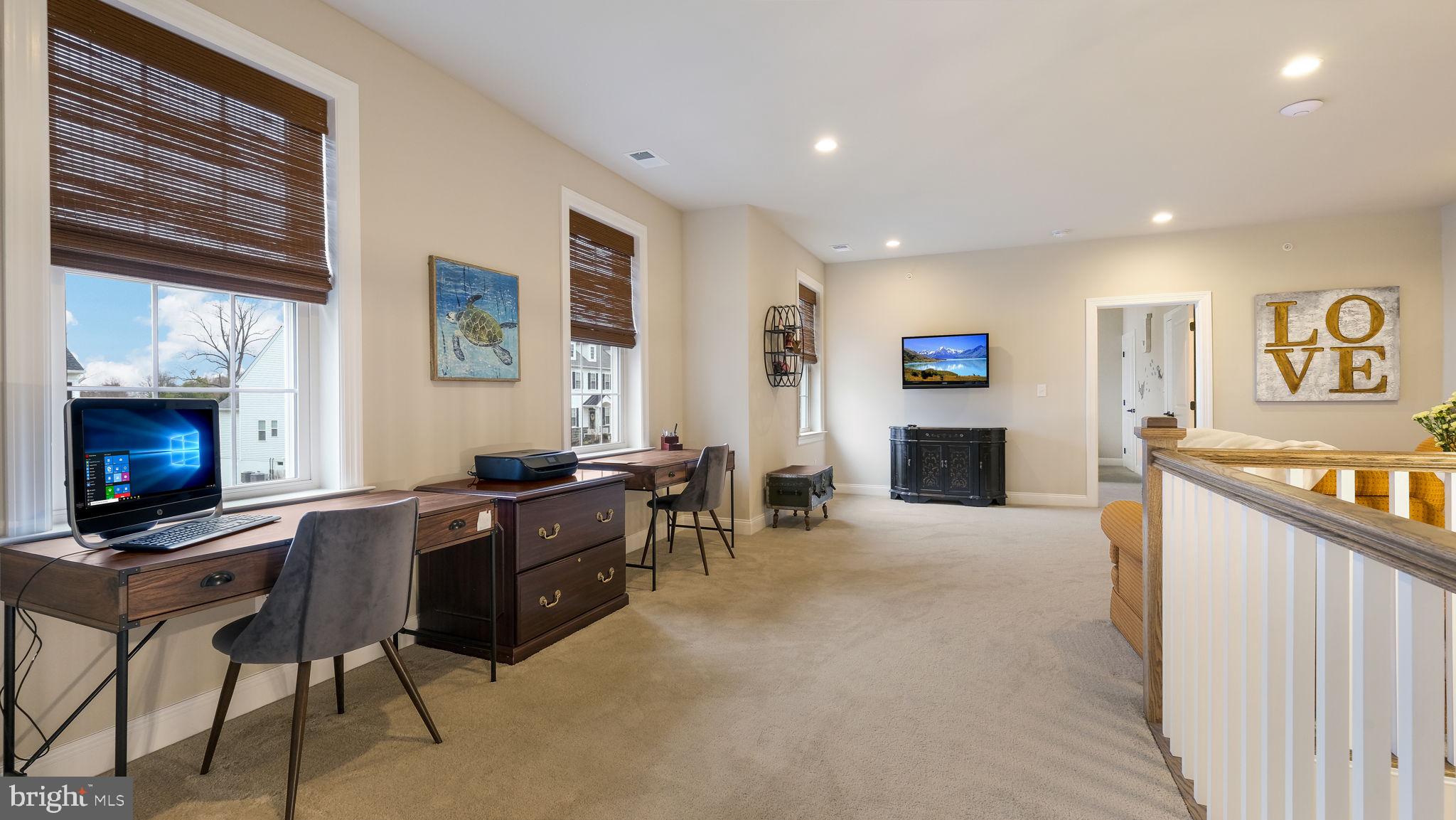 SQUIRES RIDGE - Residential