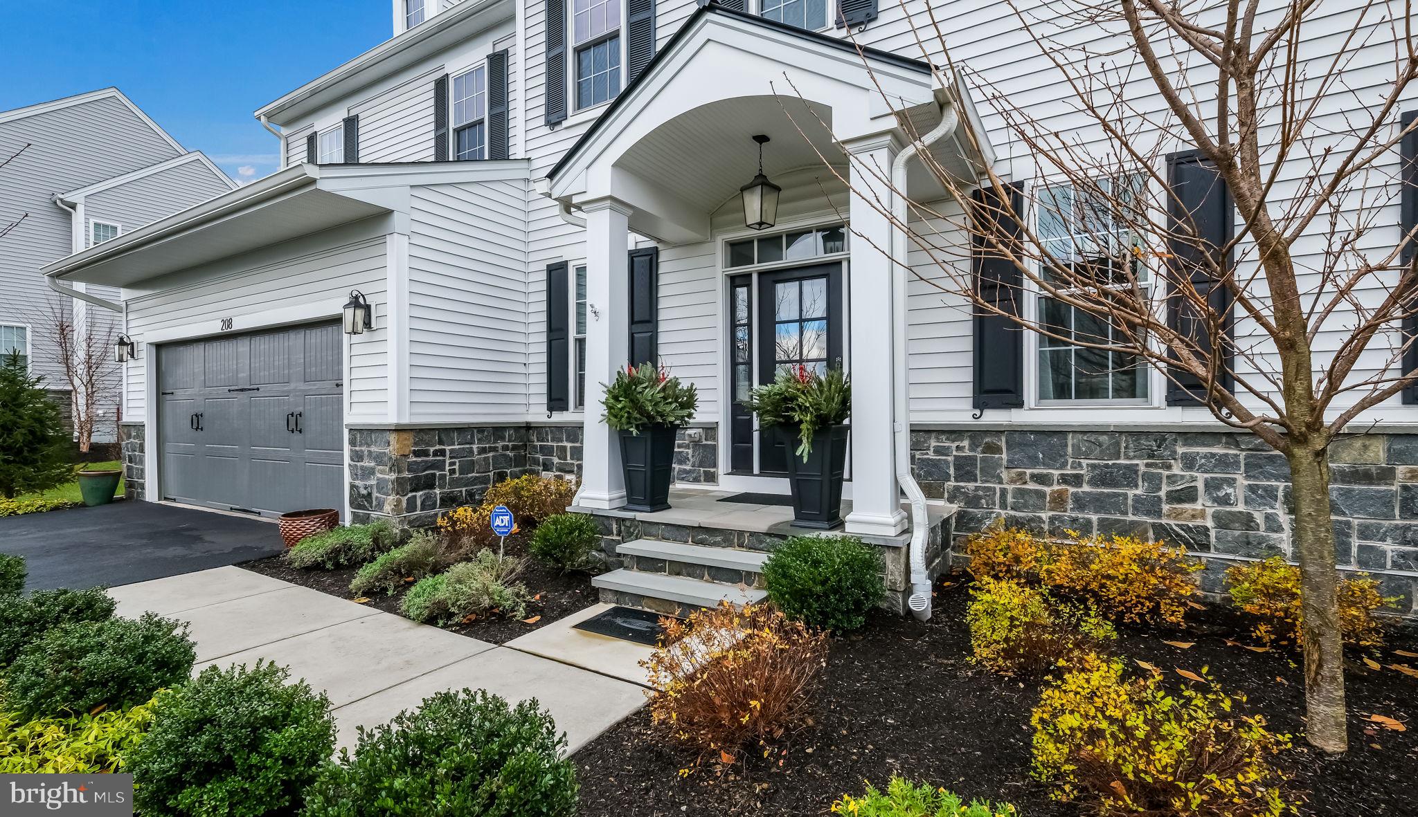 SQUIRES RIDGE - Residential