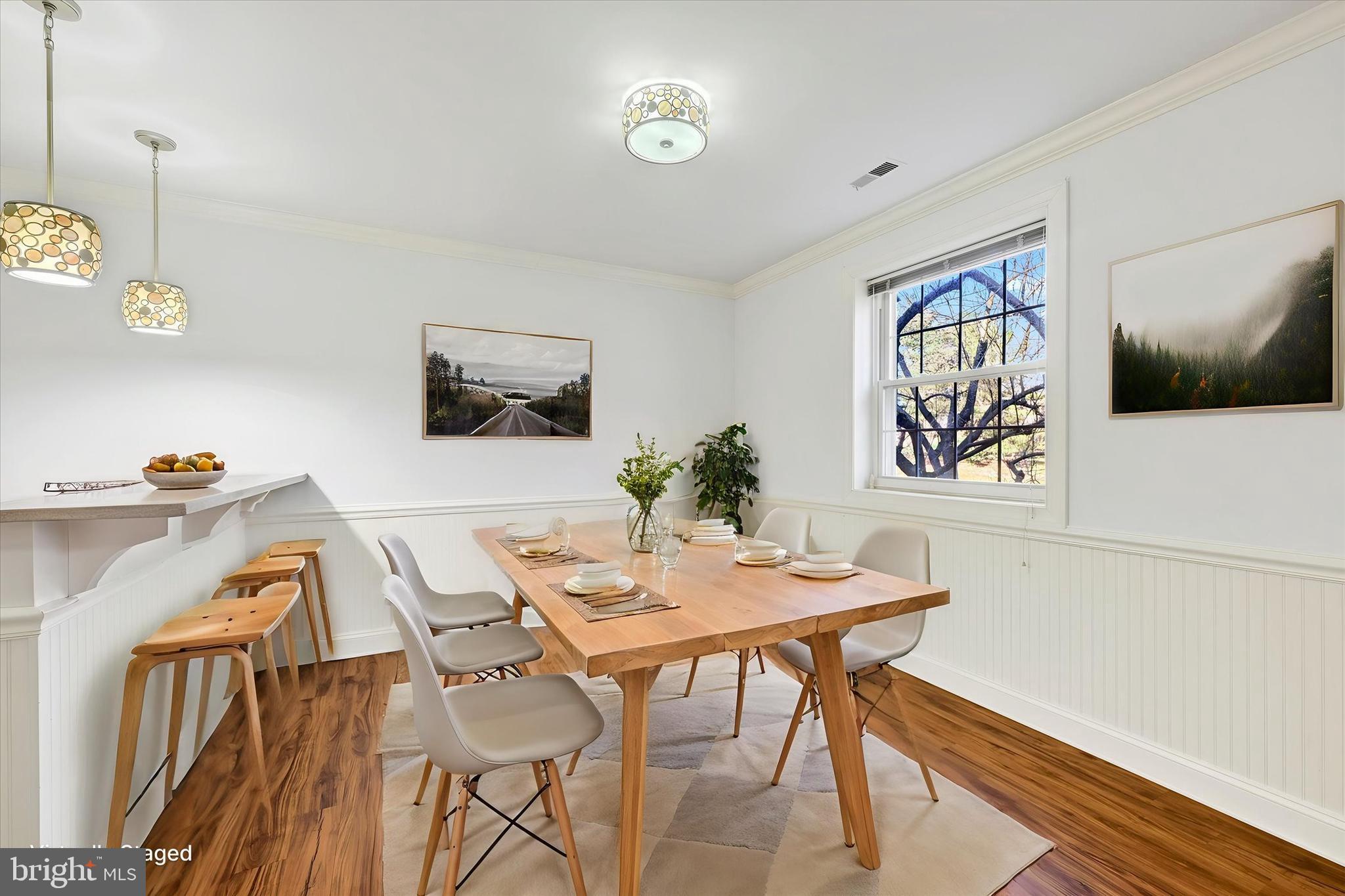 SHEPHERDS KNOLL GARDEN - Residential