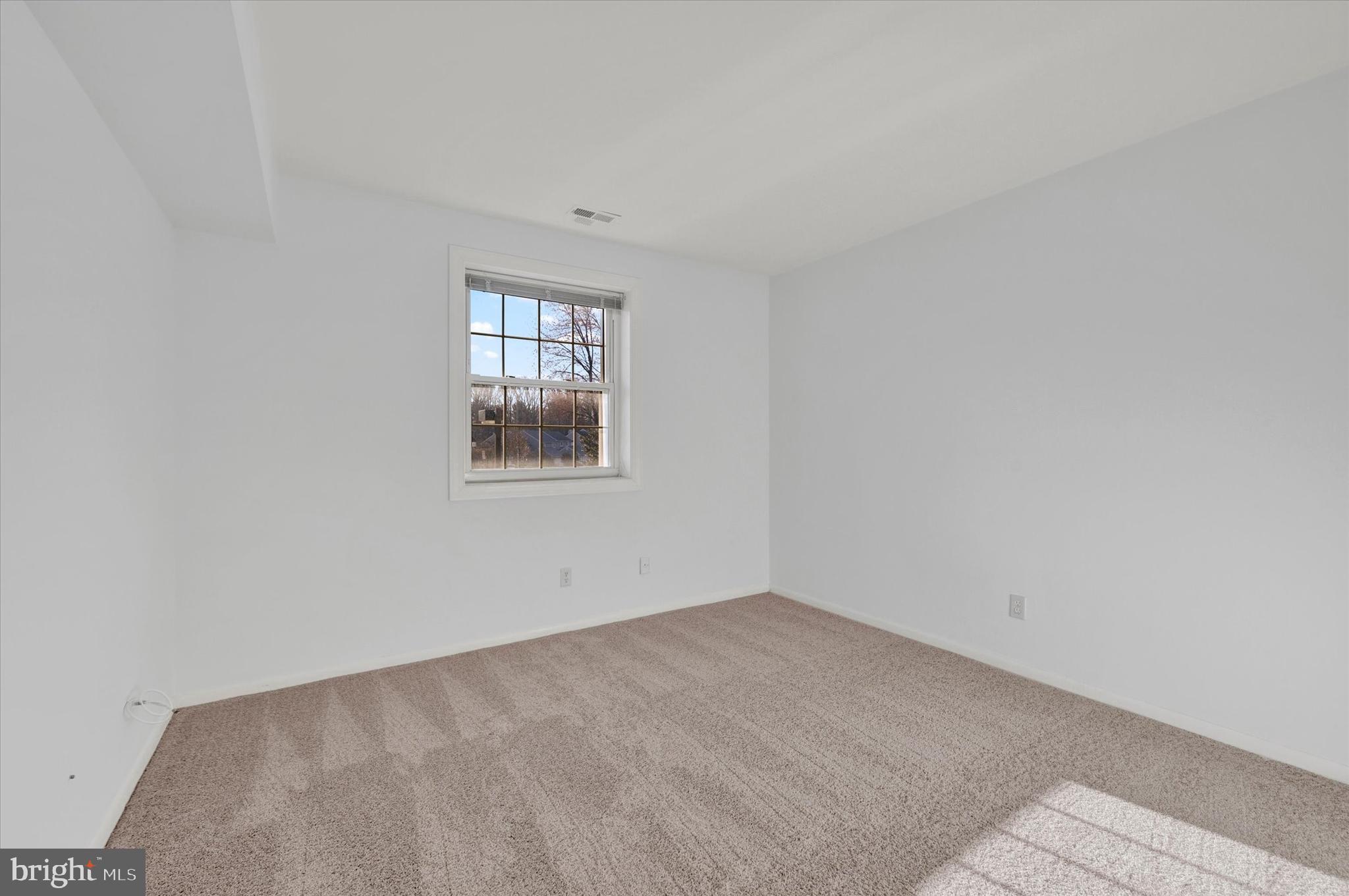 SHEPHERDS KNOLL GARDEN - Residential