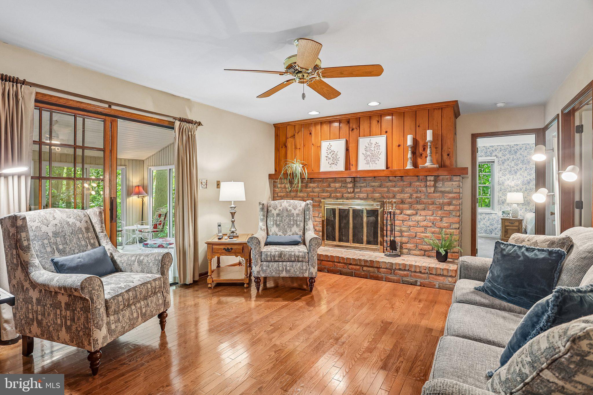 RED BRIDGE FARM - Residential