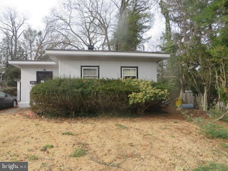 One story, 3 bedroom ranch style single located on Cheltenham Ave and close to Paper Mill Rd, Re 73 and Rt 309. Fully detached single with one car detached garage, driveway parking, located on a large lot with a nice sized rear yard. Conveniently located across from LaSalle College, High School and close to Springfield High School and Middle School.