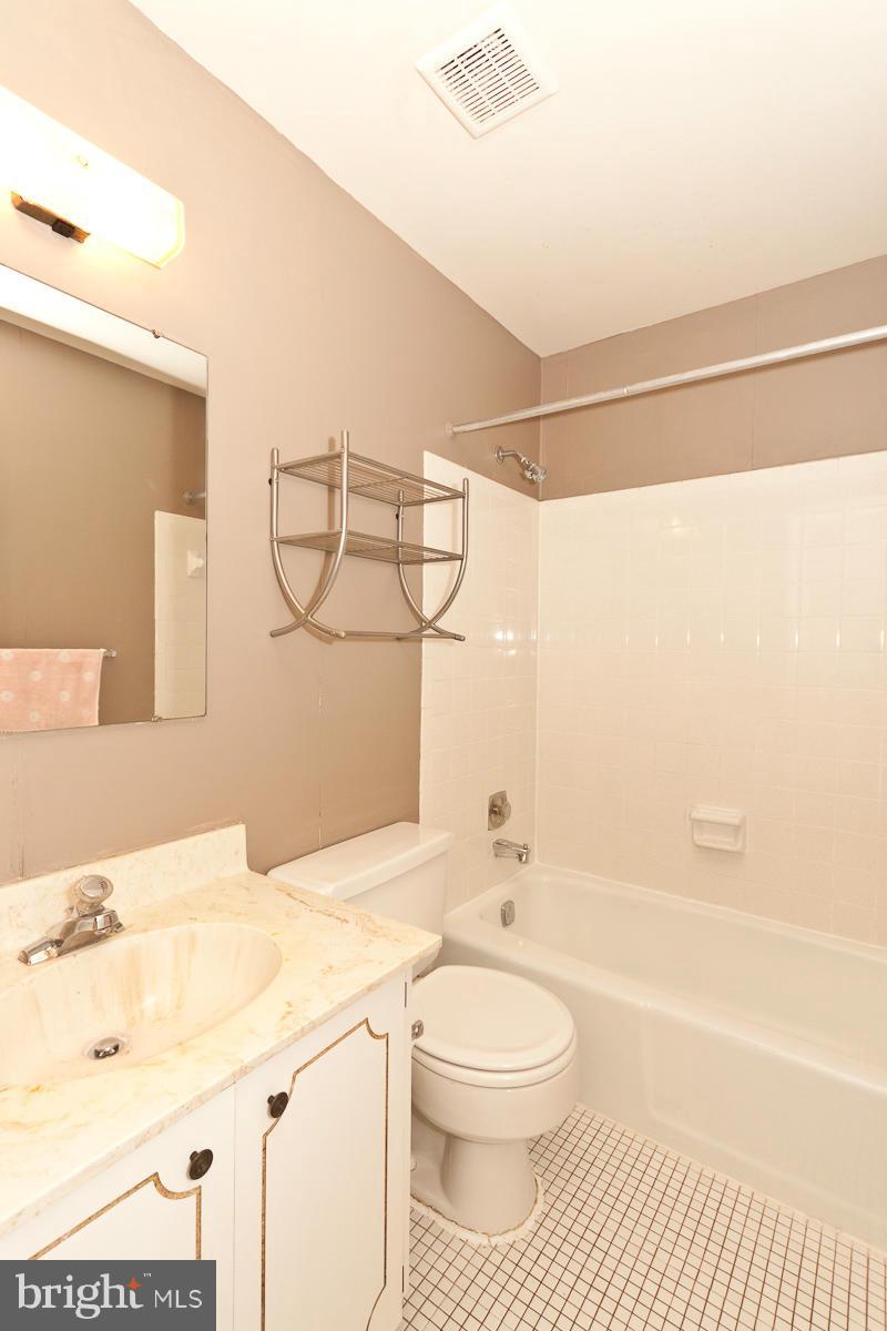 SARATOGA - Residential Lease