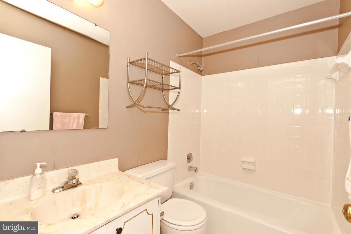 SARATOGA - Residential Lease