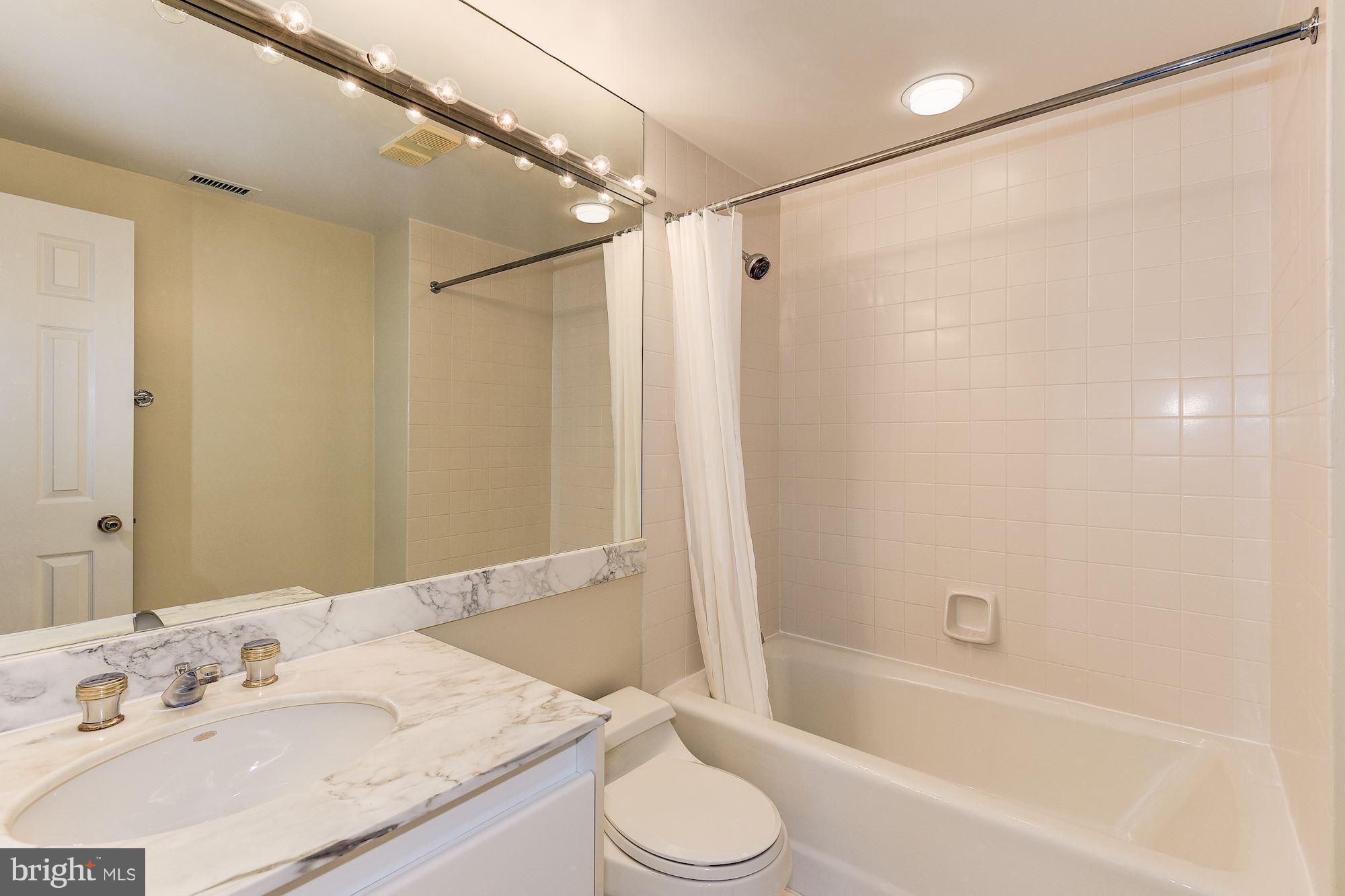 SOMERSET HOUSE 2 - Residential