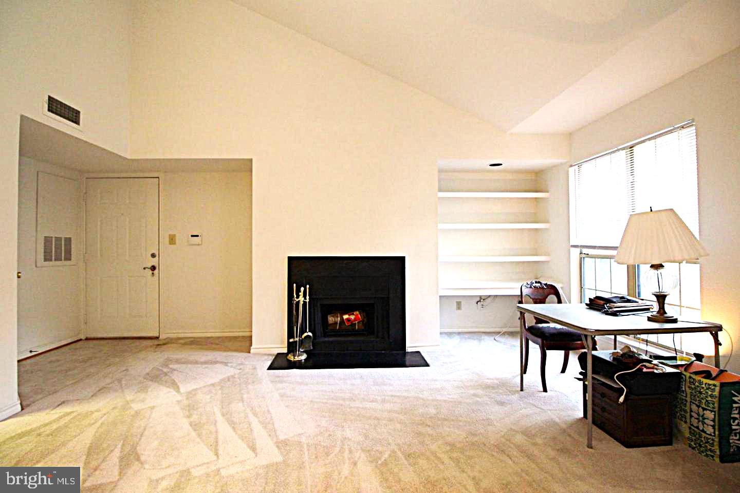 PENDERBROOK SQUARE CONDOMINIUMS - Residential