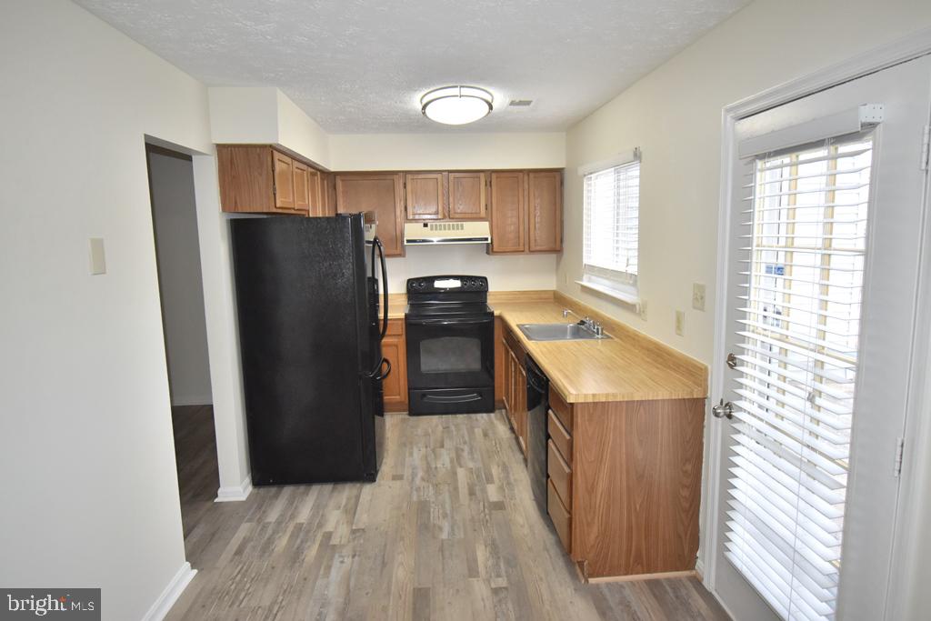 DEERWOOD - Residential Lease