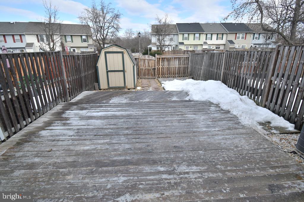 DEERWOOD - Residential Lease