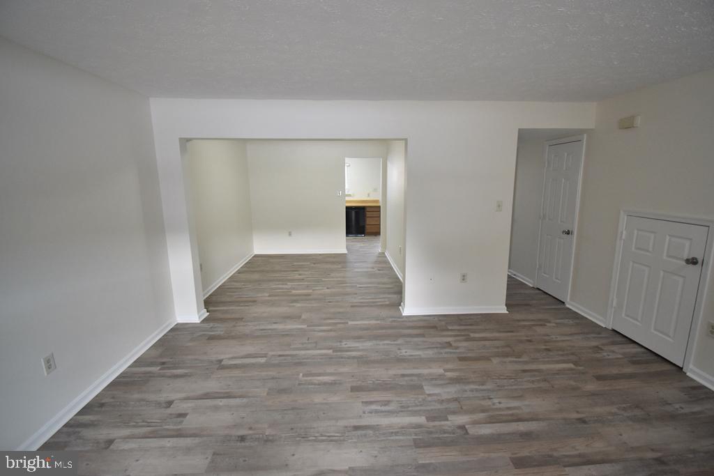 DEERWOOD - Residential Lease