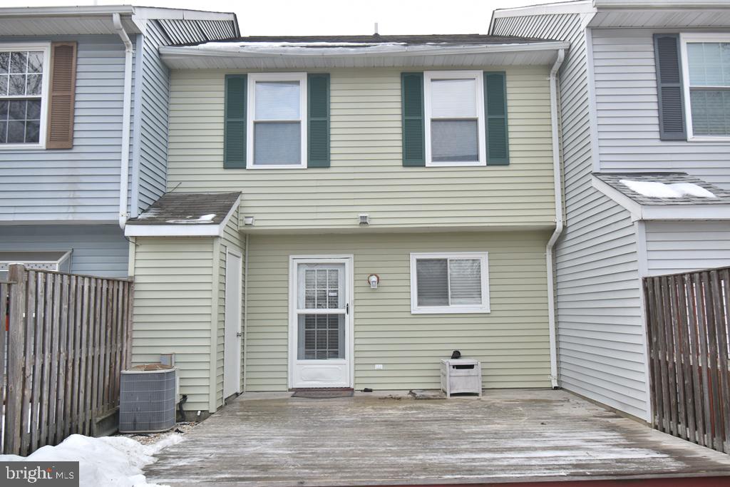 DEERWOOD - Residential Lease