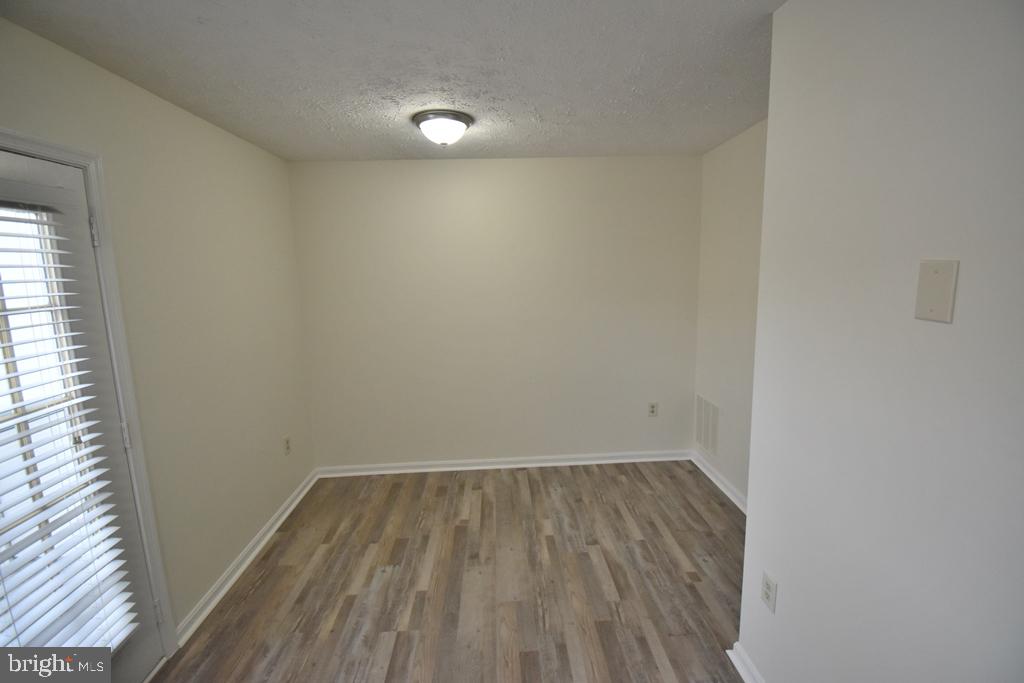 DEERWOOD - Residential Lease