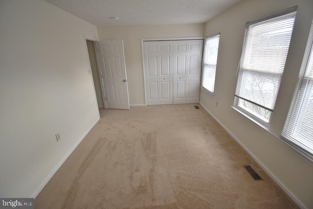 DEERWOOD - Residential Lease