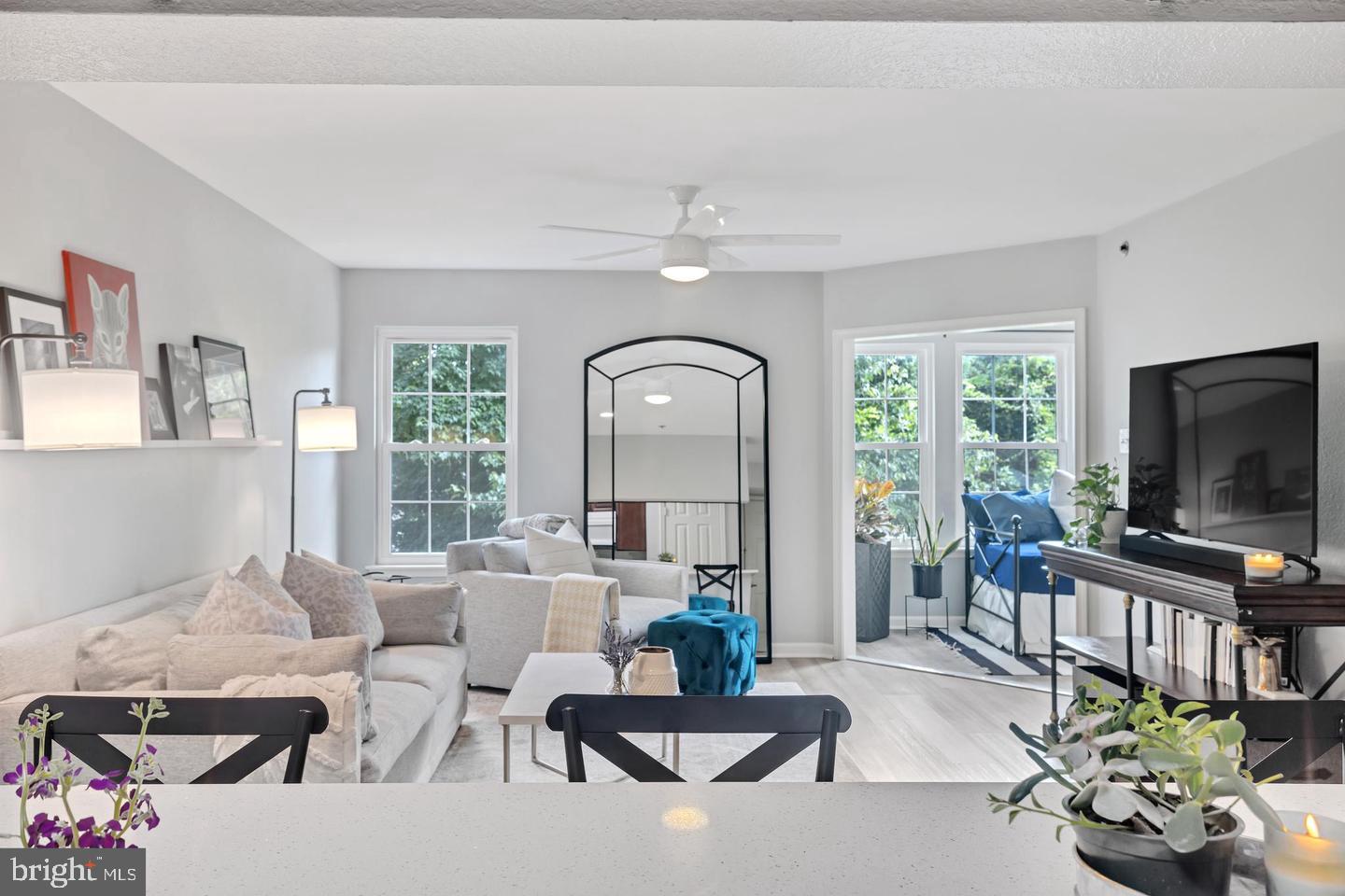 POINTE AT PARK CENTER - Residential Lease