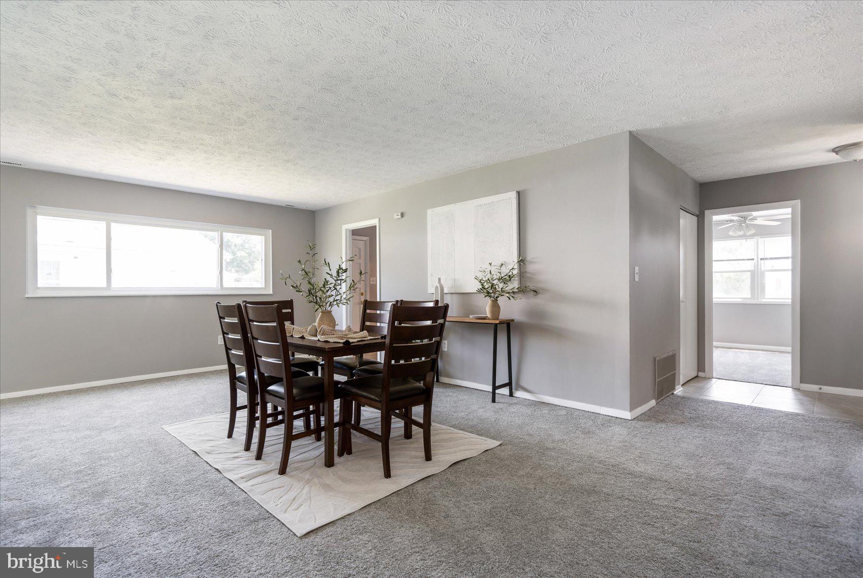 CHADWICK MANOR - Residential