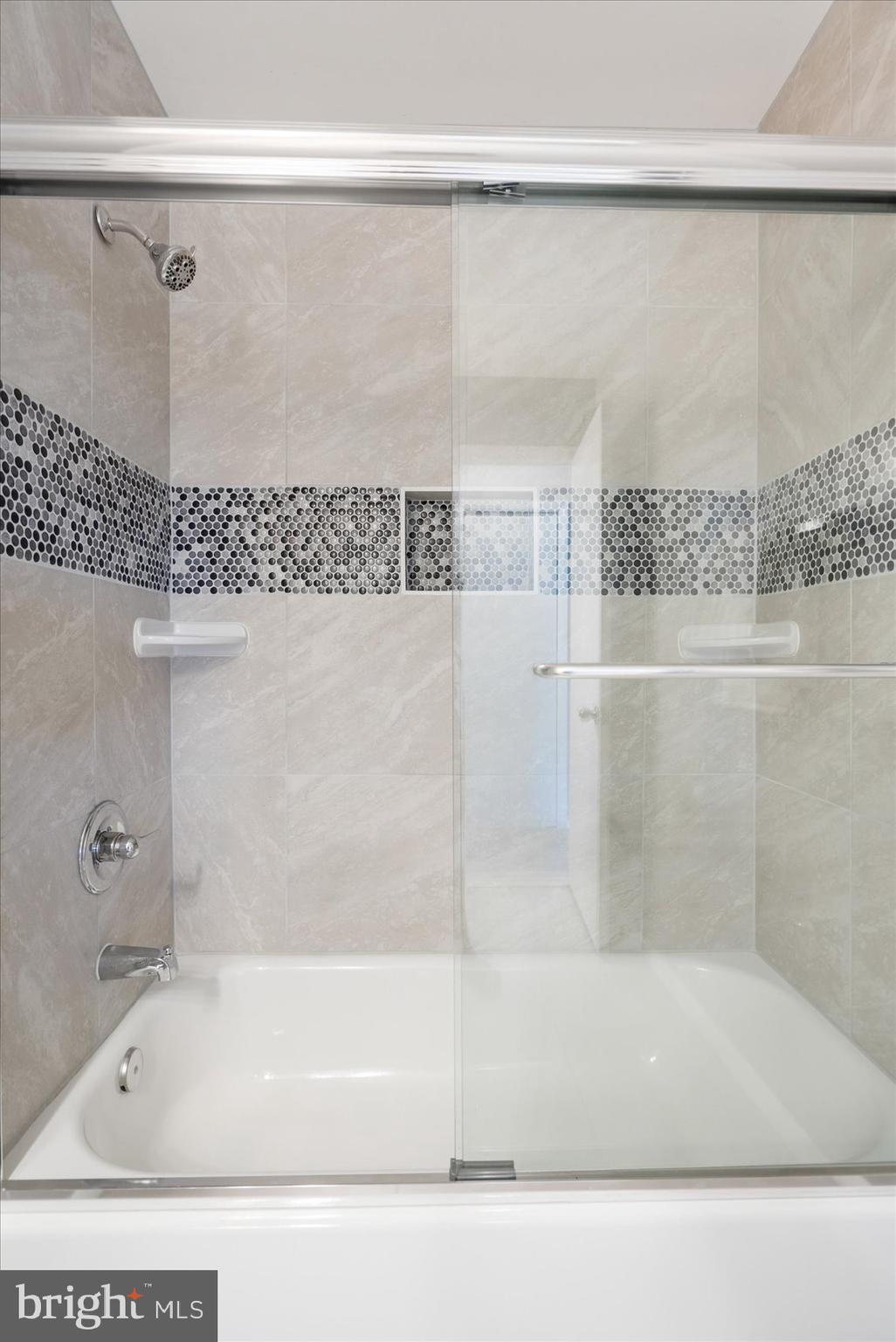 CHADWICK MANOR - Residential