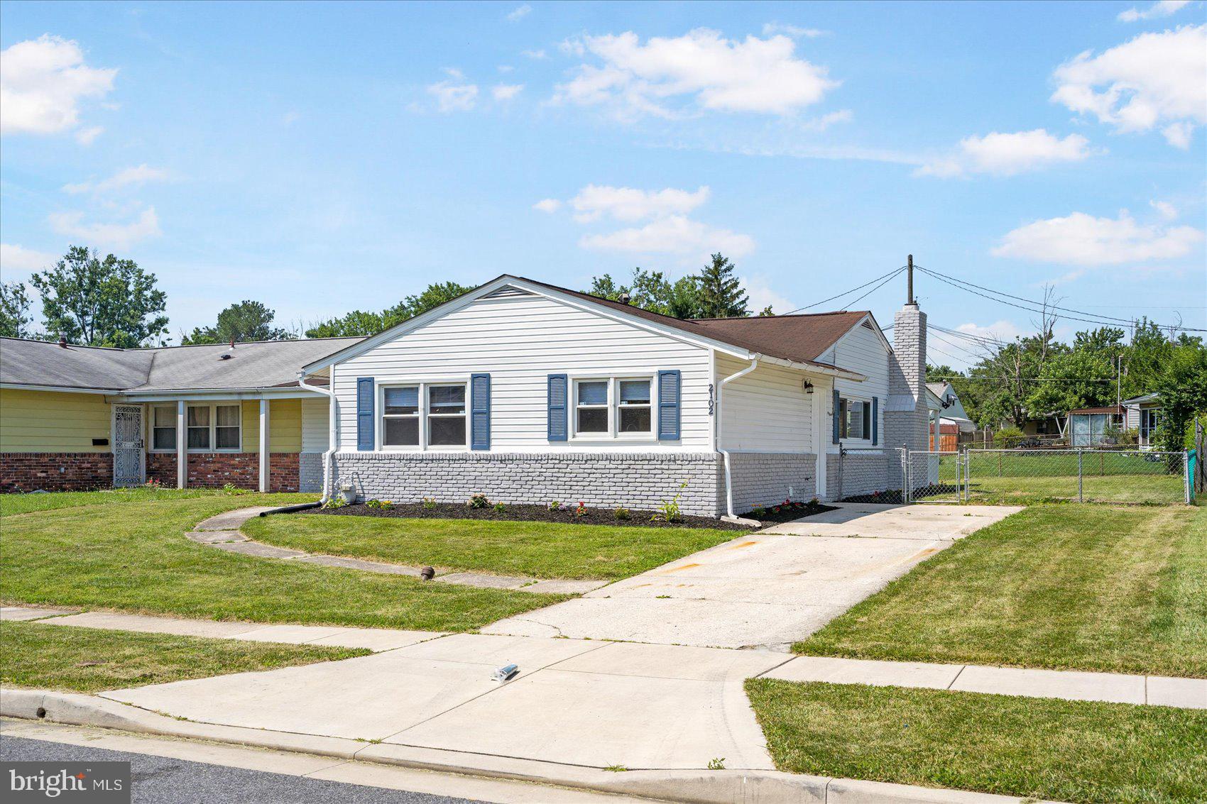 CHADWICK MANOR - Residential