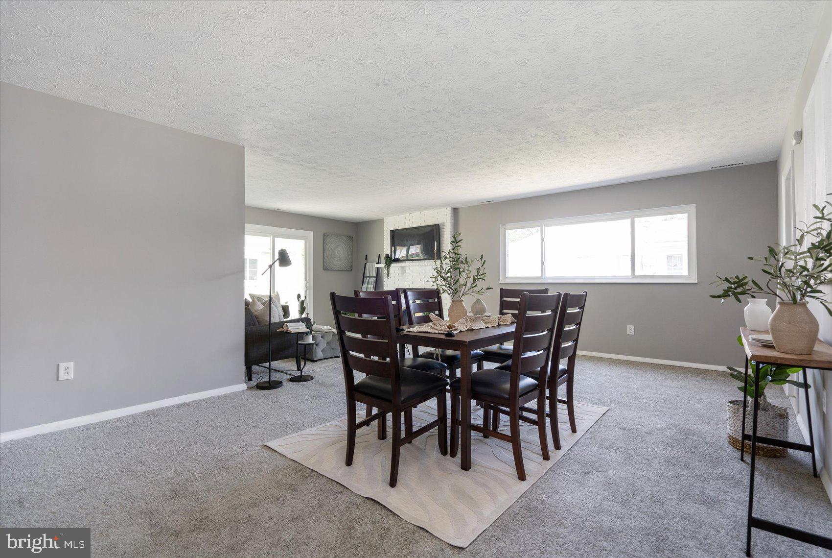 CHADWICK MANOR - Residential