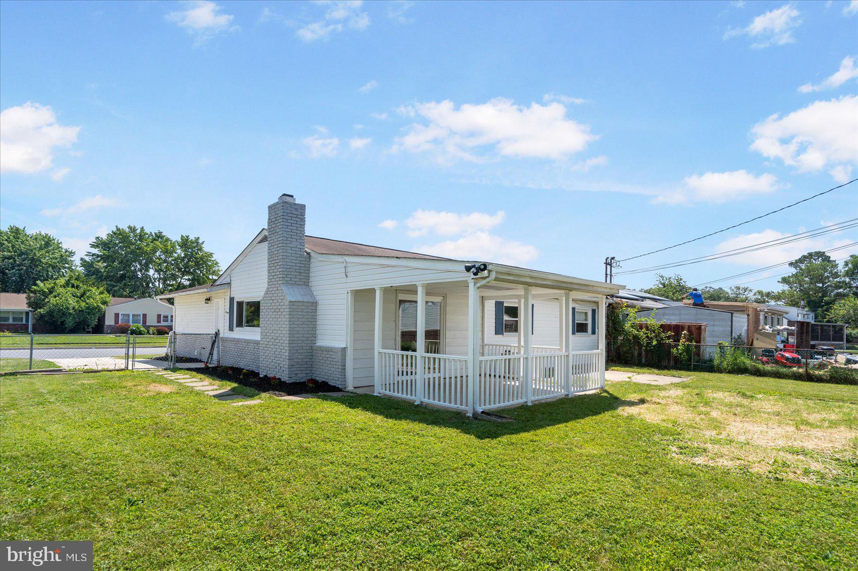 CHADWICK MANOR - Residential