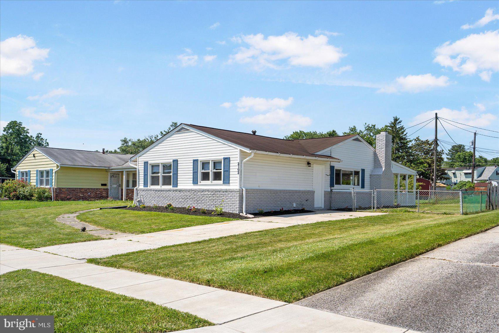 CHADWICK MANOR - Residential