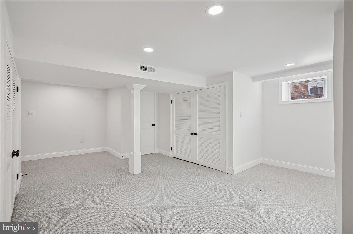 DEFENSE HEIGHTS - Residential