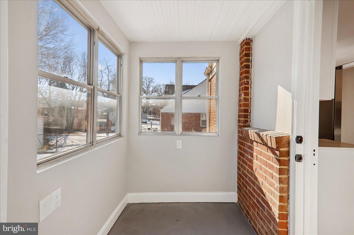 DEFENSE HEIGHTS - Residential