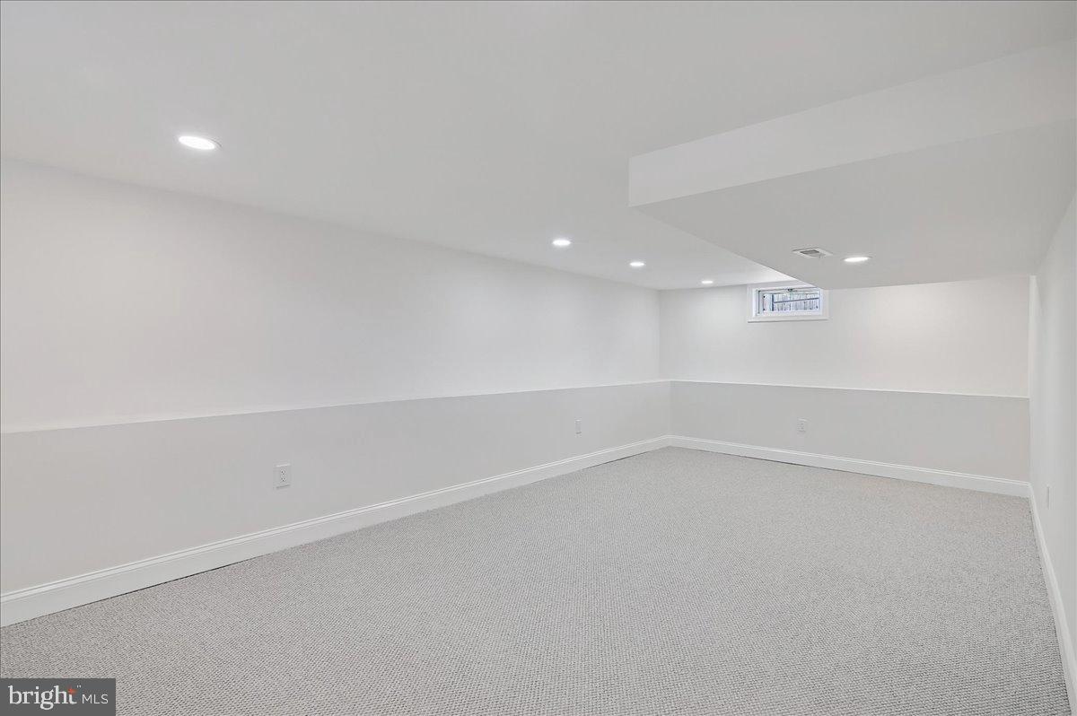 DEFENSE HEIGHTS - Residential