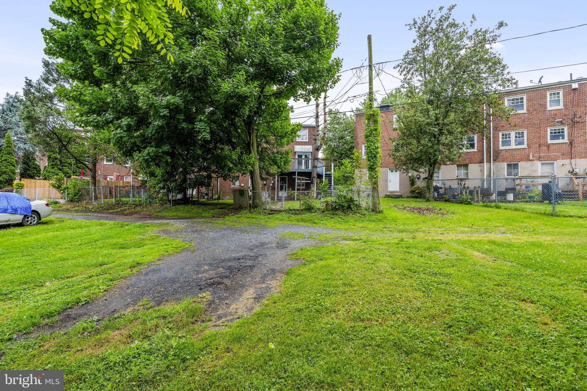 CABBAGE HILL - Residential