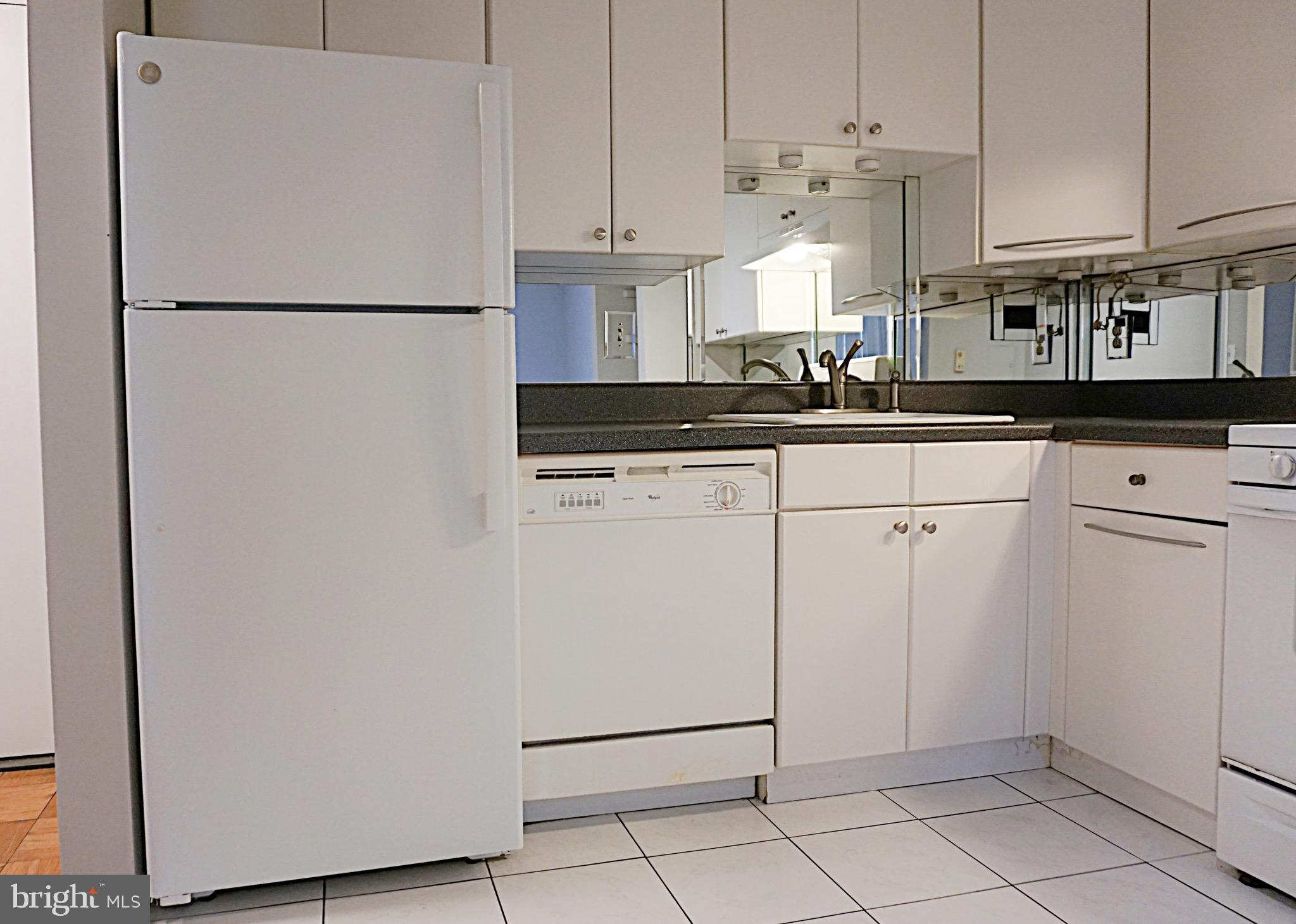 AMERICANA CENTRE - Residential