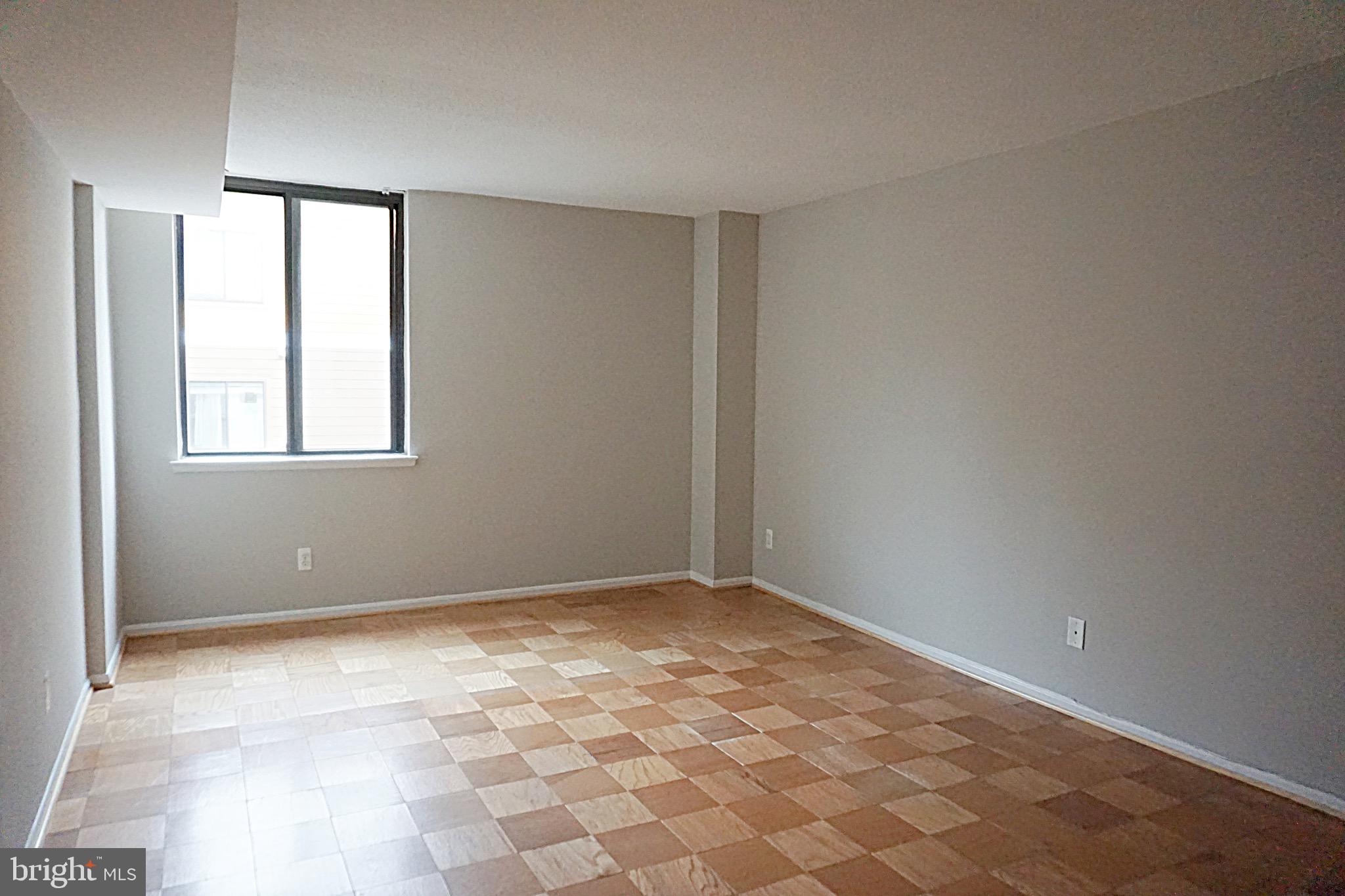 AMERICANA CENTRE - Residential