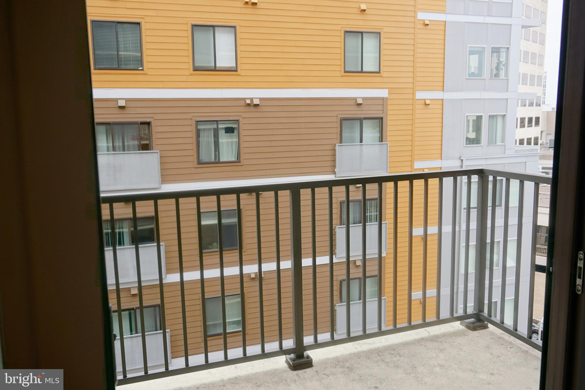 AMERICANA CENTRE - Residential