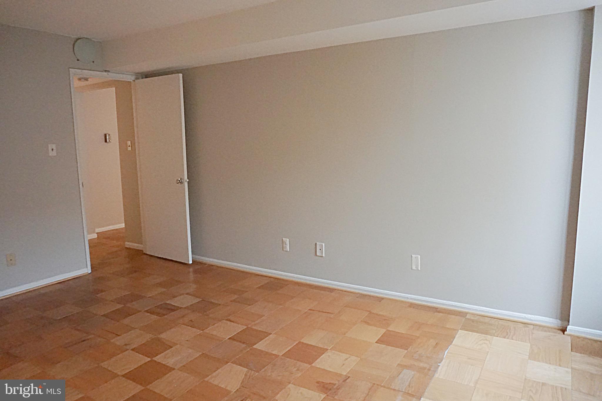 AMERICANA CENTRE - Residential