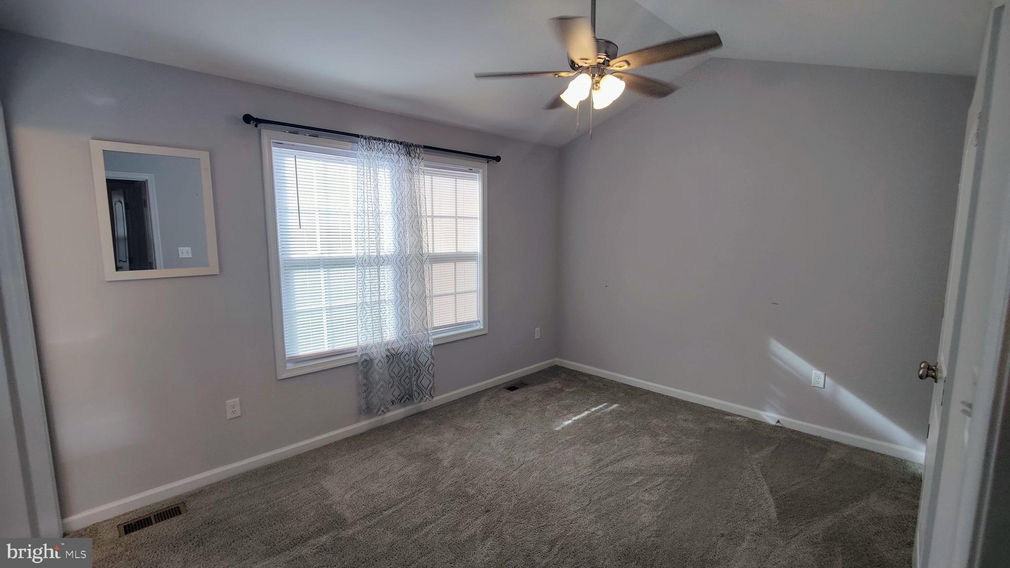 ELIZABETH STATION - Residential Lease