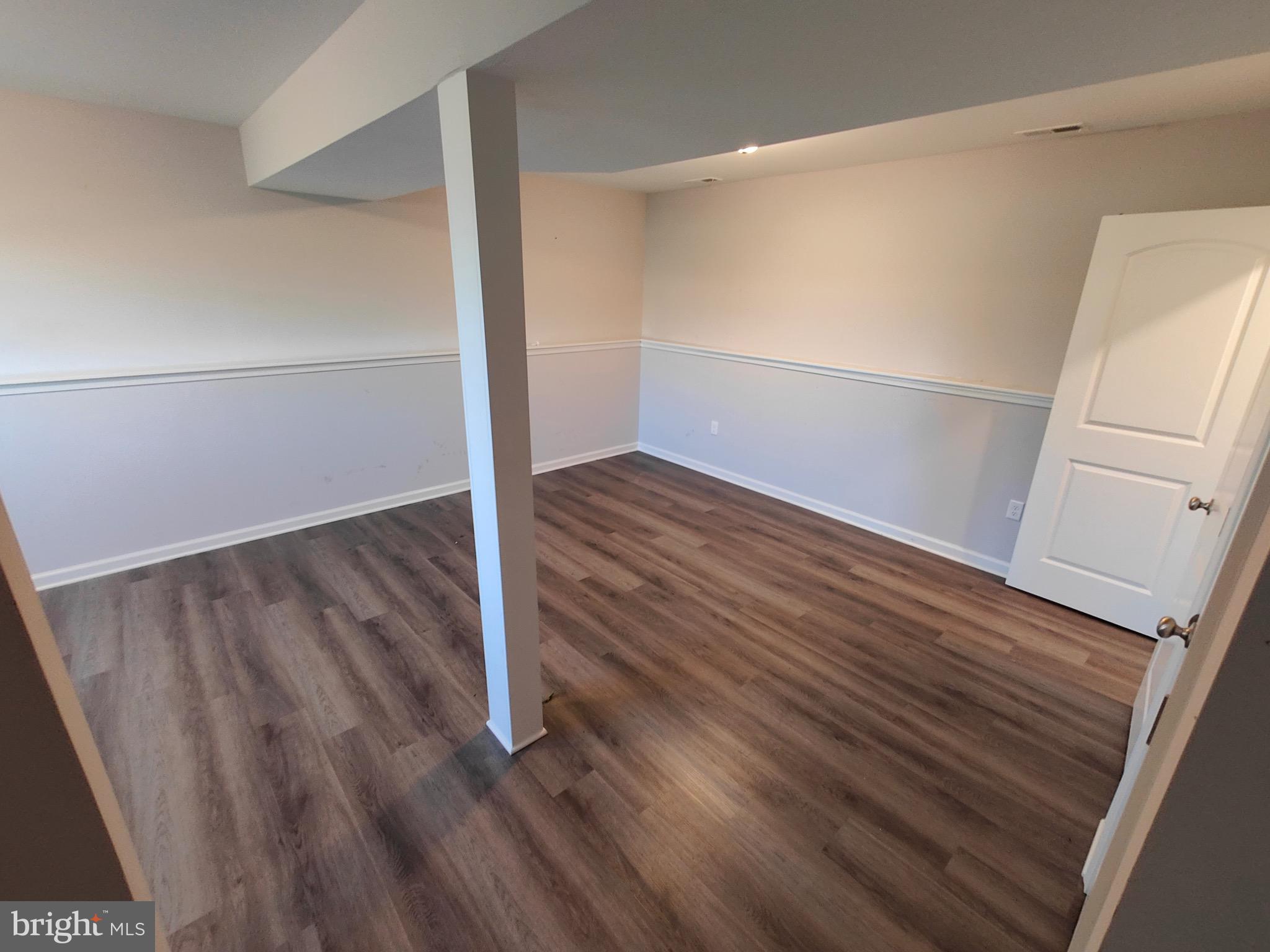 ELIZABETH STATION - Residential Lease