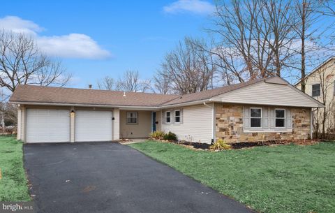 Homes For Sale - 41 Eastgate Lane<br/> WILLINGBORO, NJ 08046