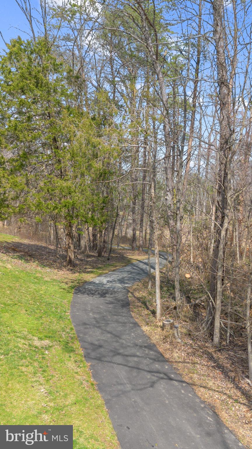 CHRISTIE ESTATES - Residential