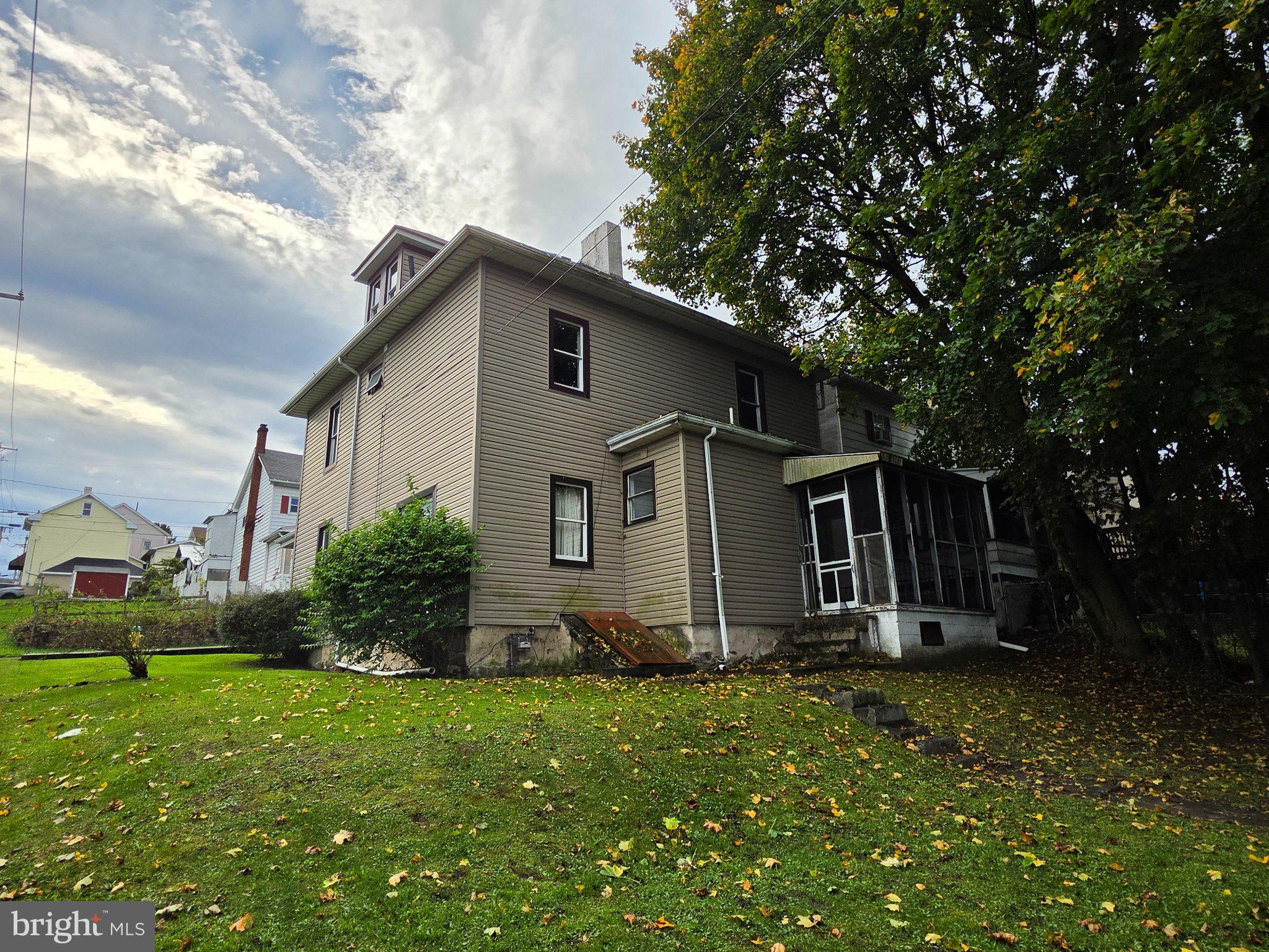 400 CRAWFORD AVENUE