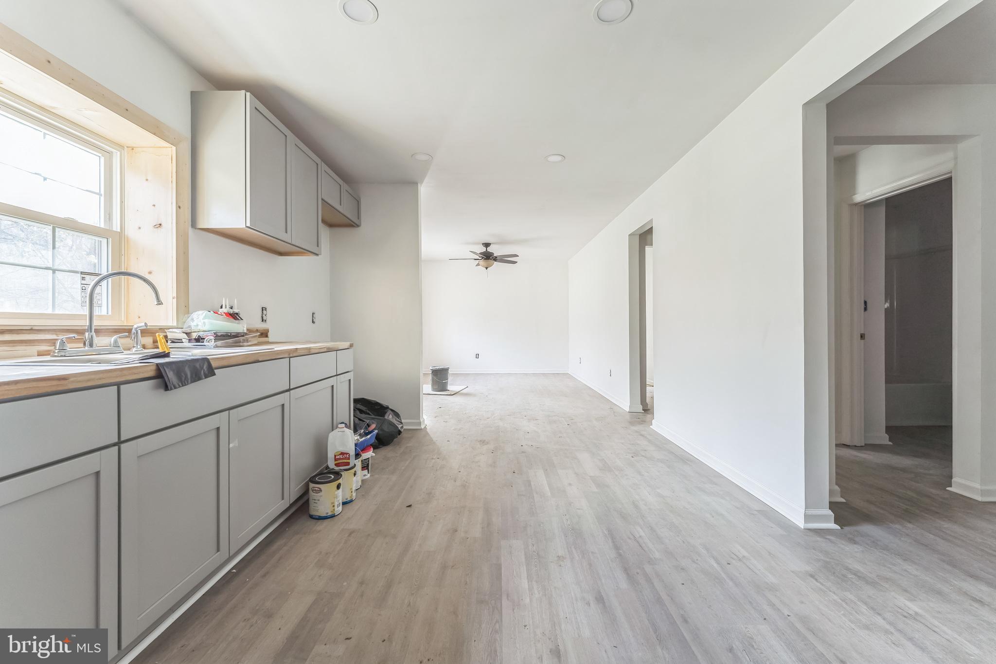 FORT ASHBY ROAD - Residential