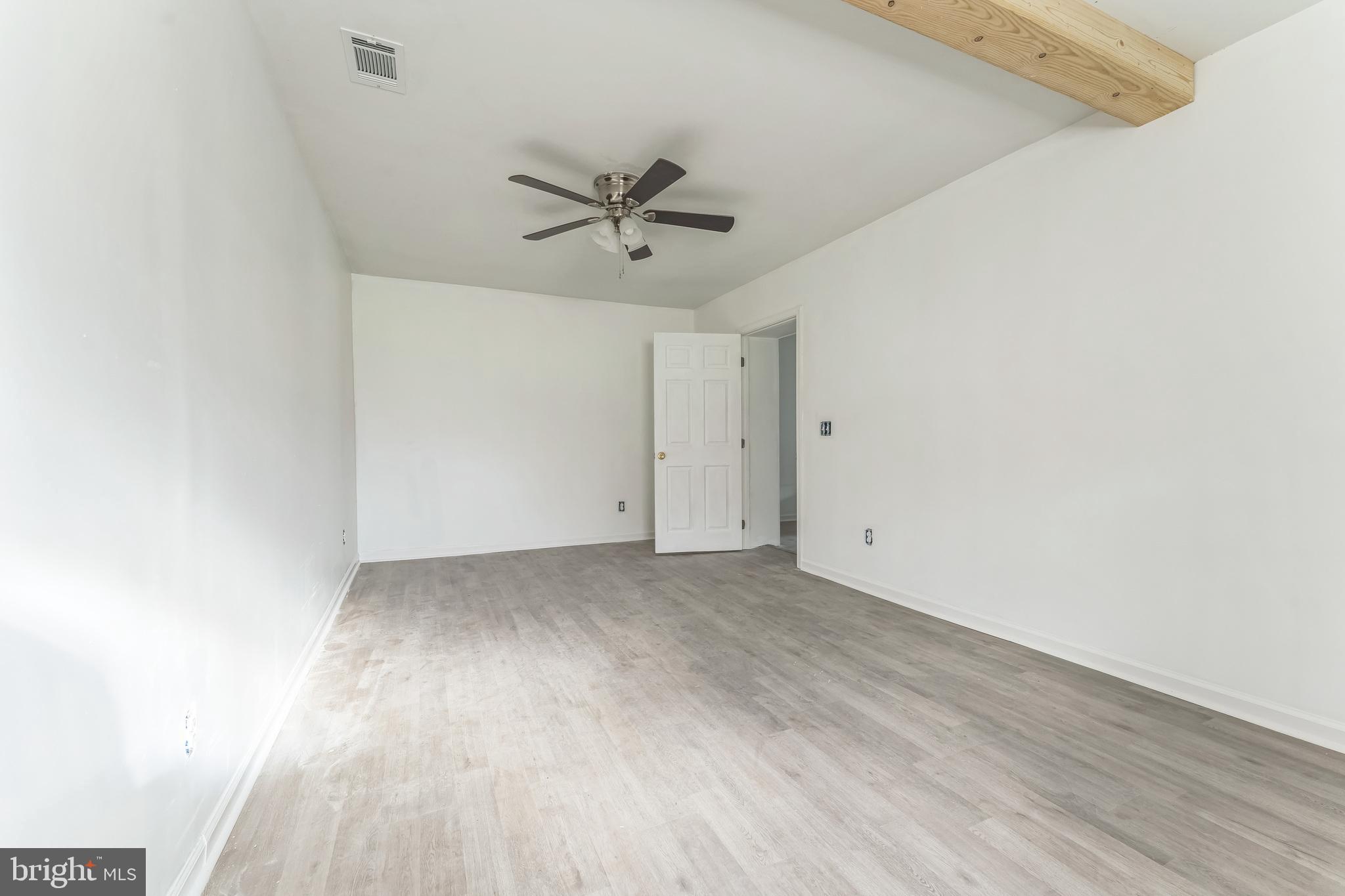 FORT ASHBY ROAD - Residential