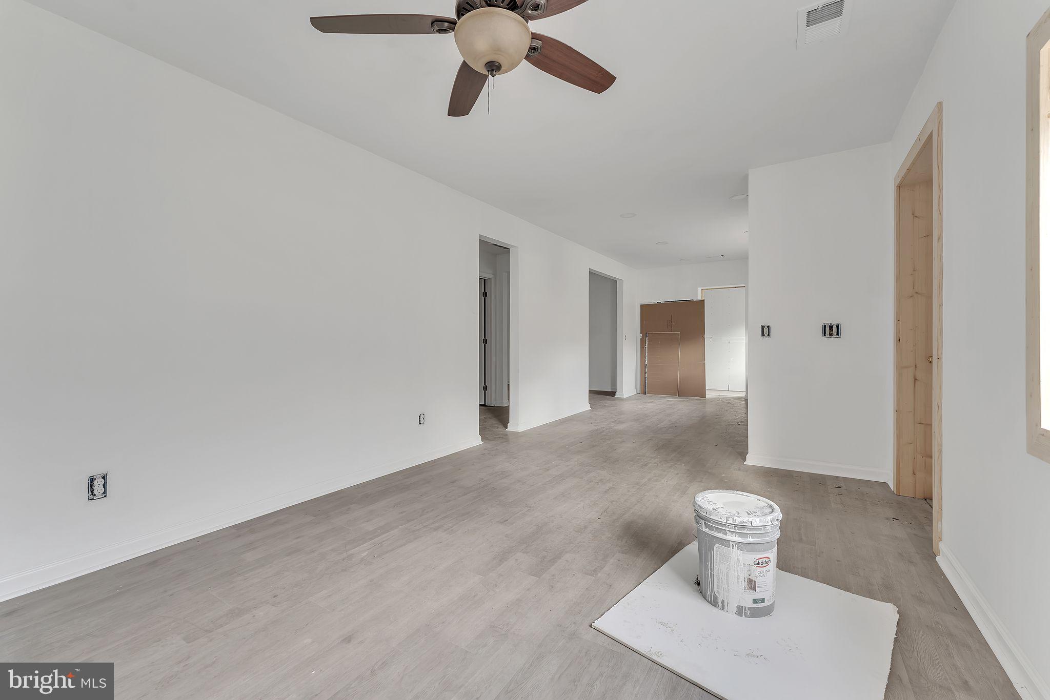 FORT ASHBY ROAD - Residential