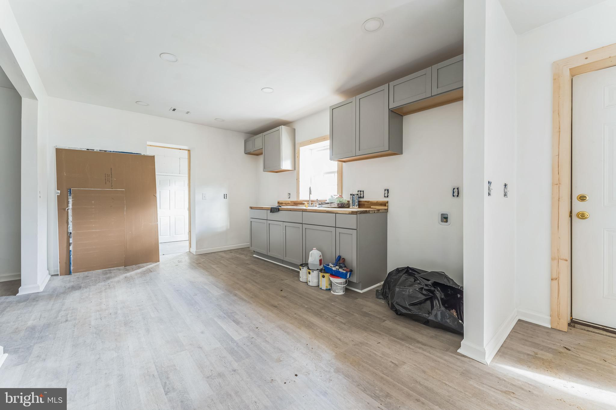 FORT ASHBY ROAD - Residential