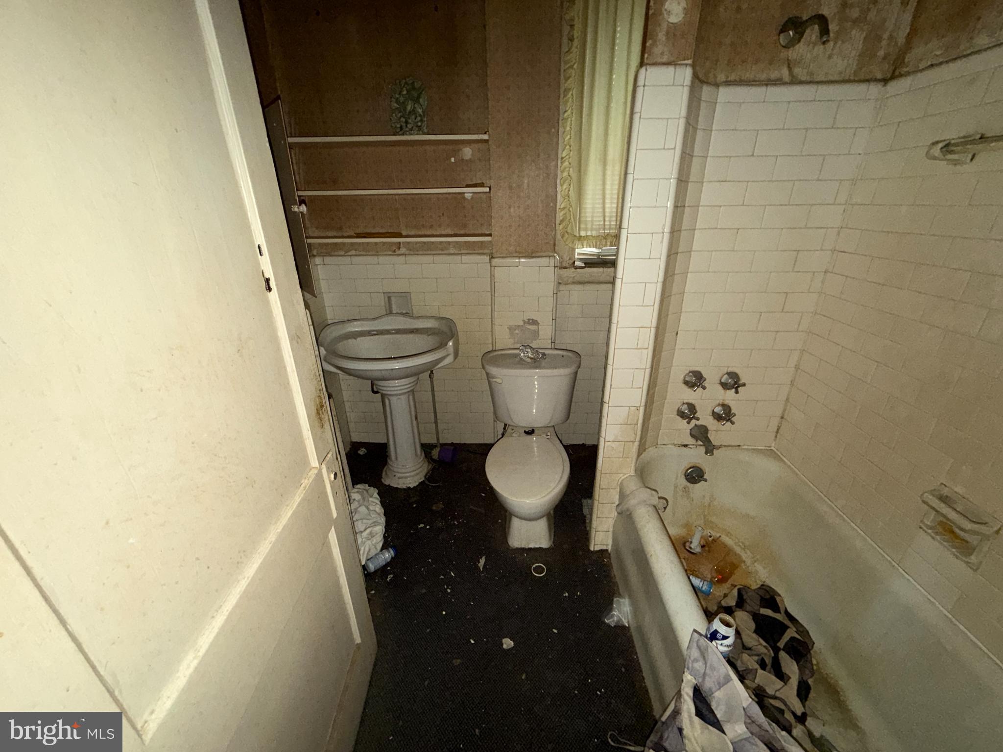 MONDAWMIN - Residential