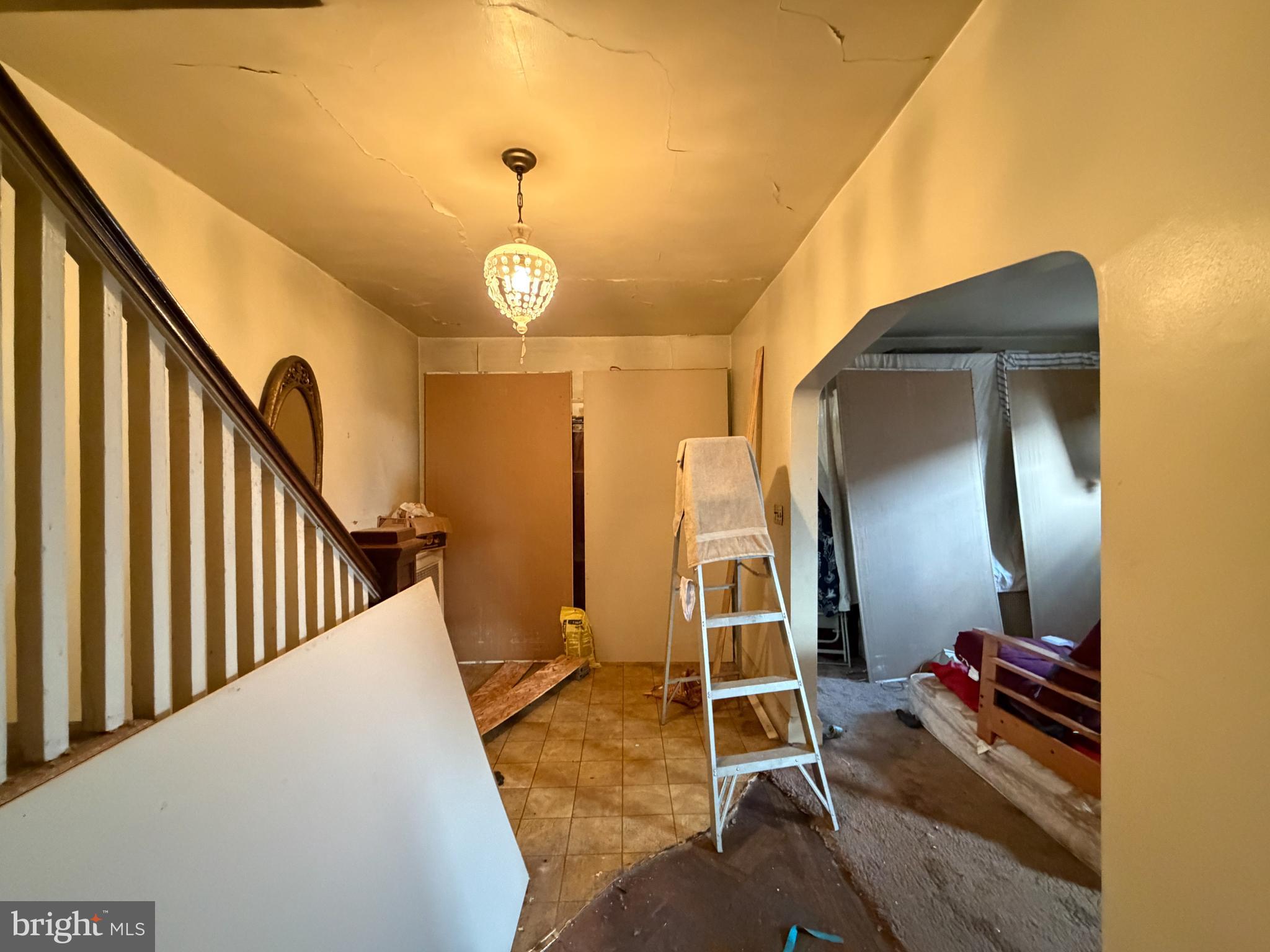 MONDAWMIN - Residential