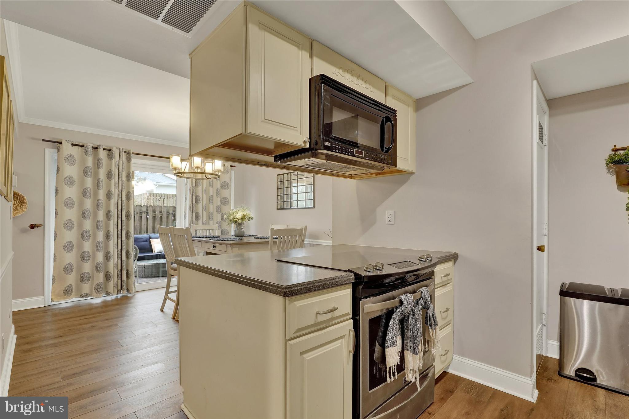 GREENE COUNTRIE VI - Residential