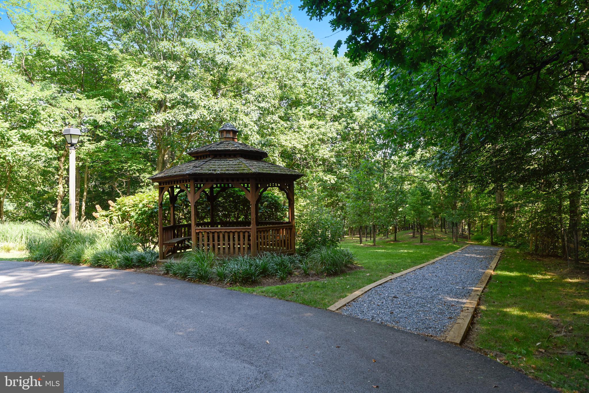 RIVA TRACE/SUMMER PLACE - Residential