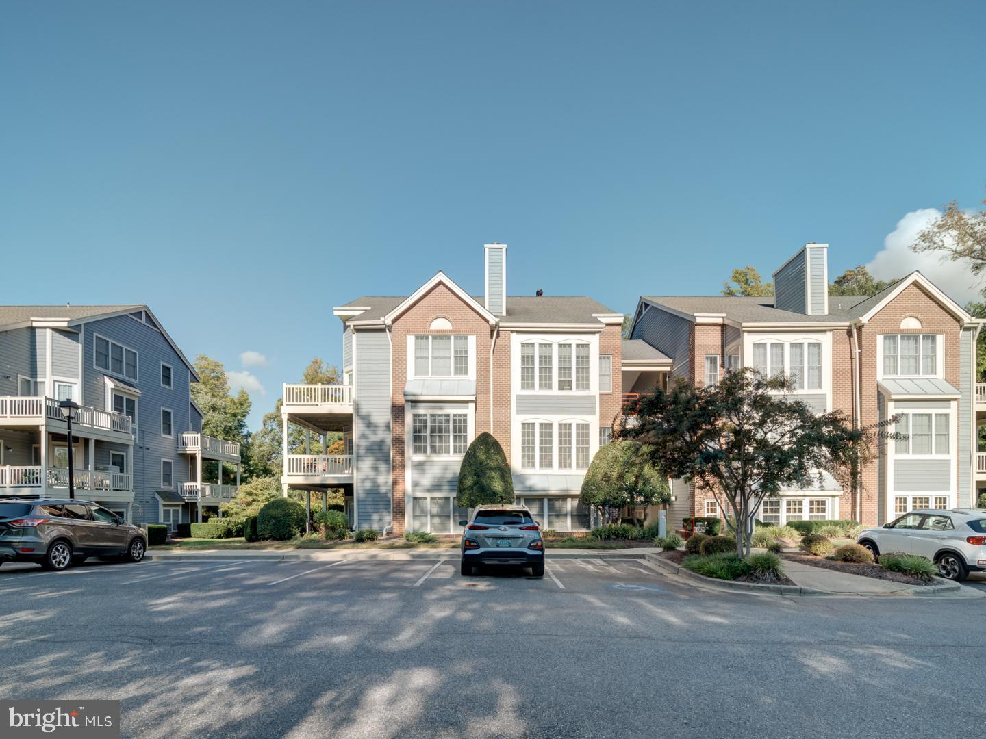 RIVA TRACE/SUMMER PLACE - Residential