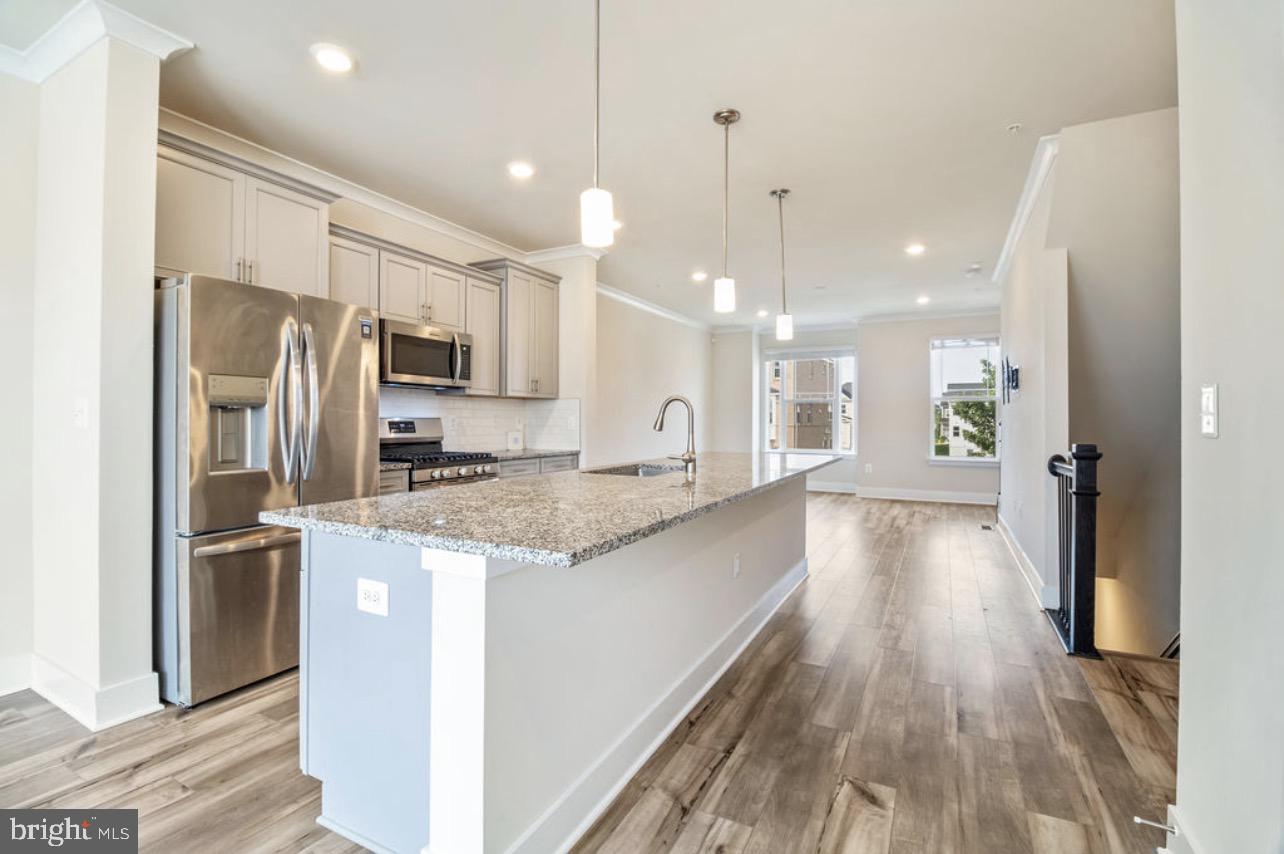 11687 EMILY DICKINSON PL